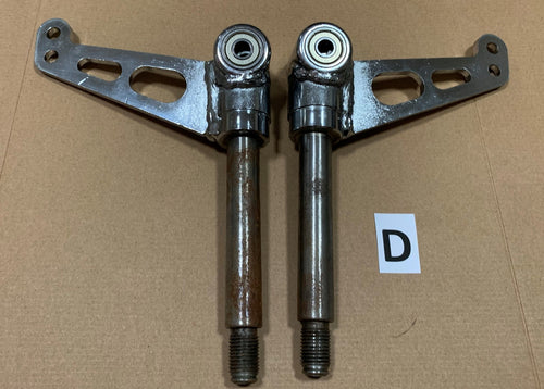 Dino front spindle pair 17mm with 8mm bearing - D